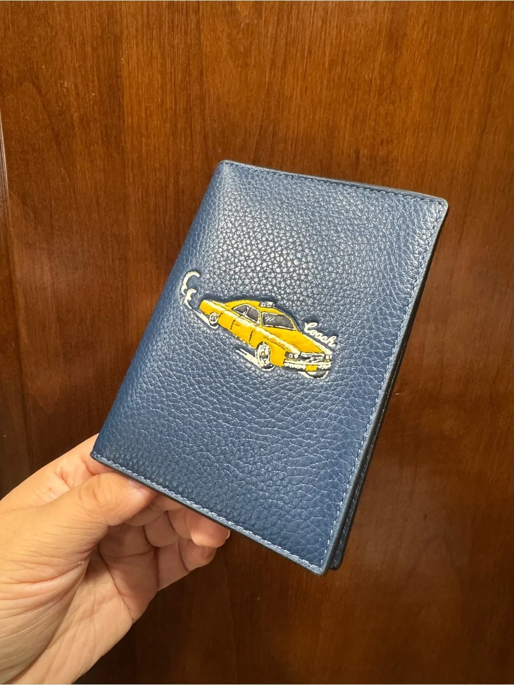 NWT Coach Passport Card Case leather With yellow Car Deep Blue Multi CEK62